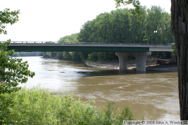 MN-41 Bridge
