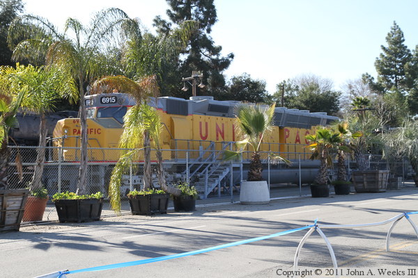 Centennial Locomotive #6915