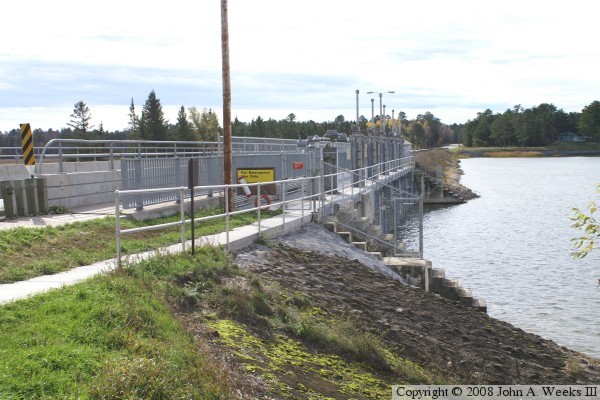 Winnibigoshish Dam