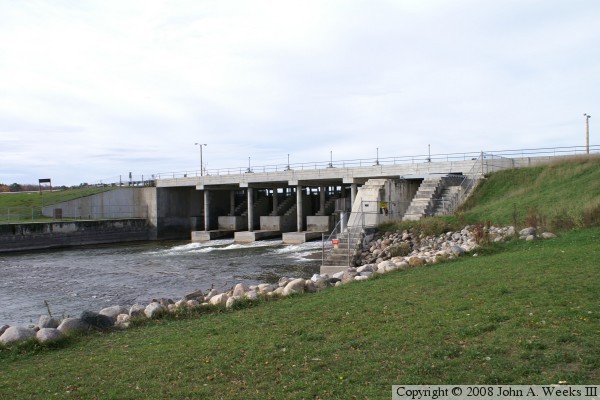 Winnibigoshish Dam