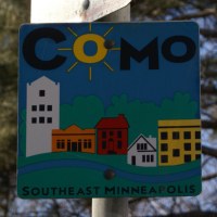 Como Neighborhood Sign