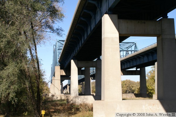 Shade-Lohmann Bridge