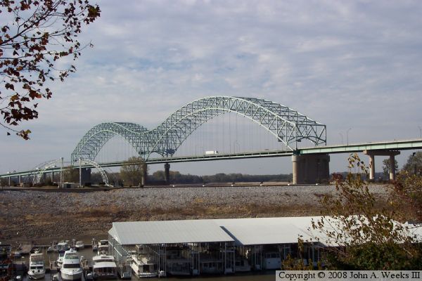 Hernando De Soto Bridge