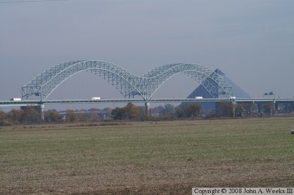Hernando De Soto Bridge