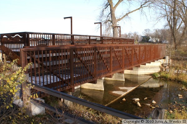Headwaters Park Footbridge