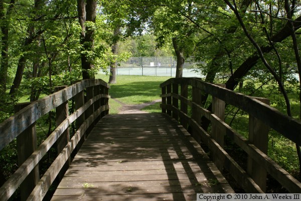 Newton Avenue Footbridge