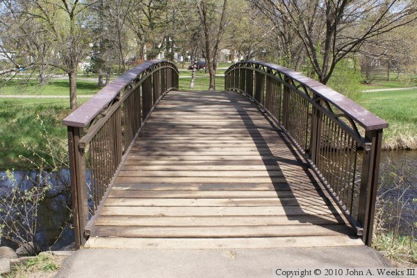 32nd Avenue Footbridge