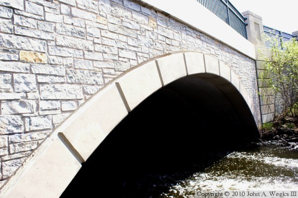 Hiawatha Avenue Bridge