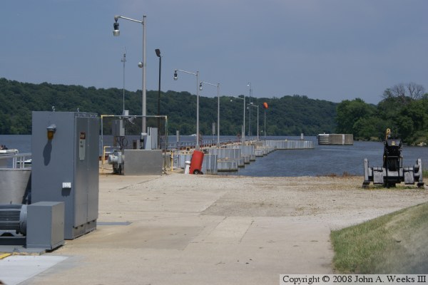 Dresden Island Lock & Dam