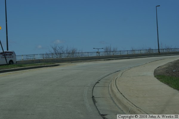 Veterans Memorial Bridge