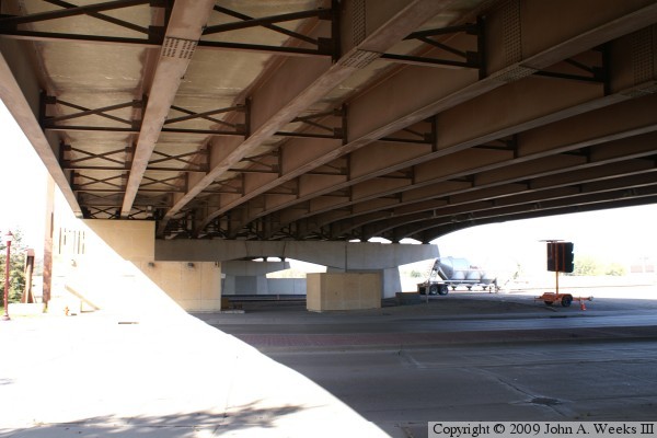 Veterans Memorial Bridge