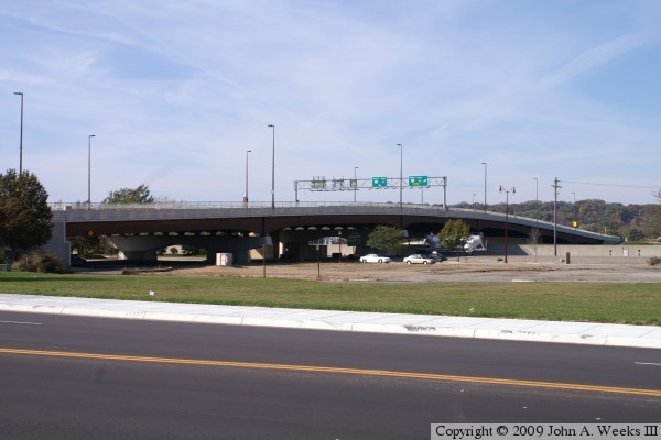 Veterans Memorial Bridge