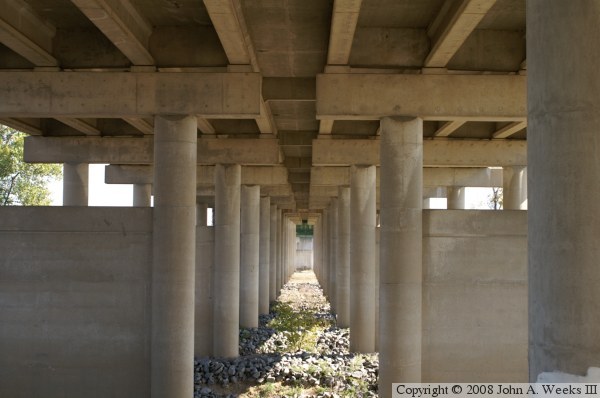 Hernando De Soto Bridge