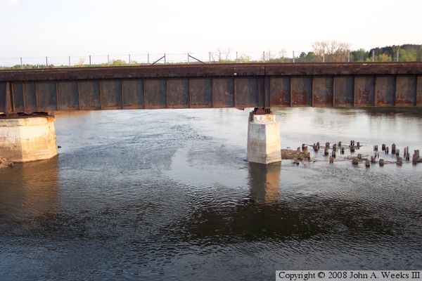 BNSF Bridge Near Ball Club