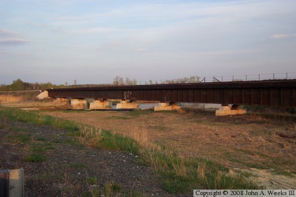 BNSF Bridge Near Ball Club