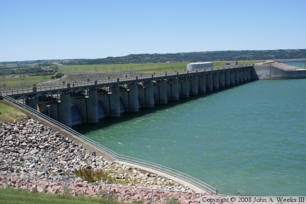 Fort Randall Dam