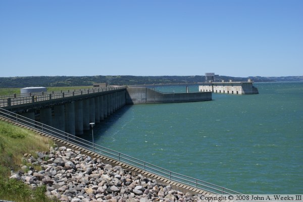Fort Randall Dam