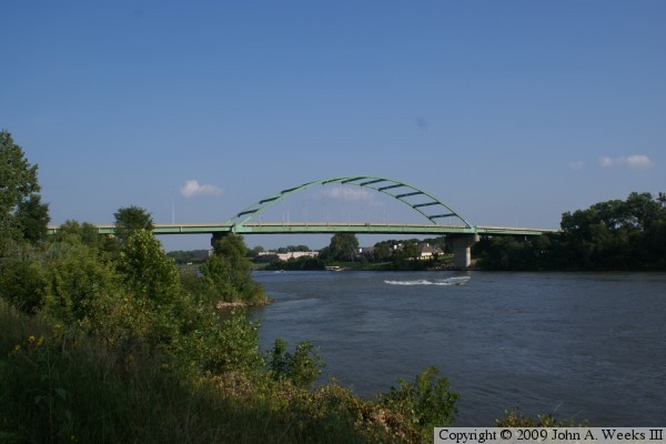 Siouxland Veterans Memorial Bridge