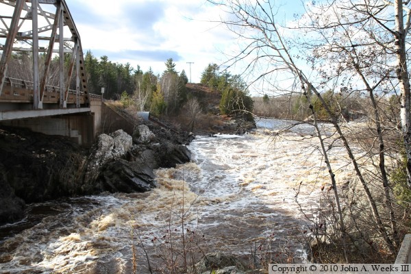 MN-210 Bridge (Main Channel)
