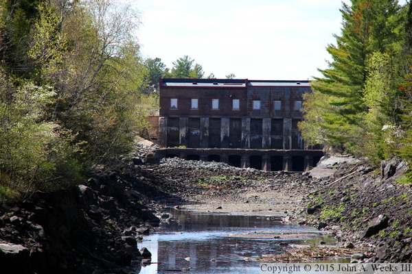 Forbay Canal