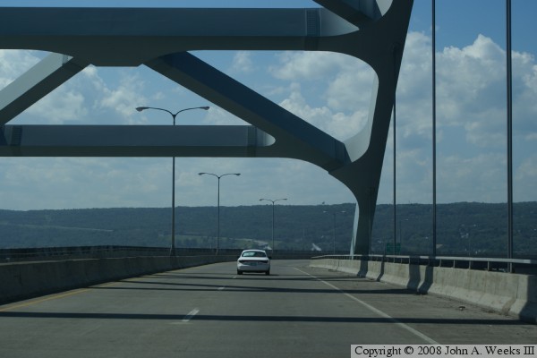 Richard I. Bong Memorial Bridge