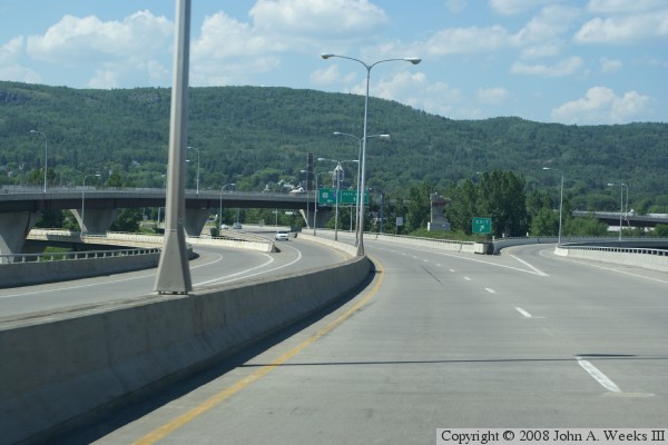 Richard I. Bong Memorial Bridge
