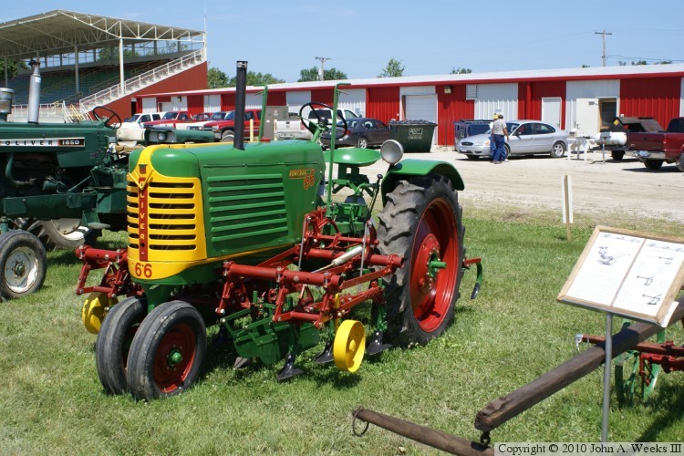 66 NF Cultivator