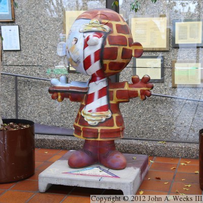 Peanuts On Parade - Charlie Brown About Town - Family Barber Shop