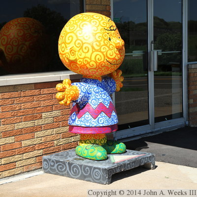 Peanuts On Parade - Charlie Brown About Town - Swirlie Charlie