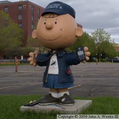 Peanuts On Parade - Charlie Brown About Town - Tugboat Charlie