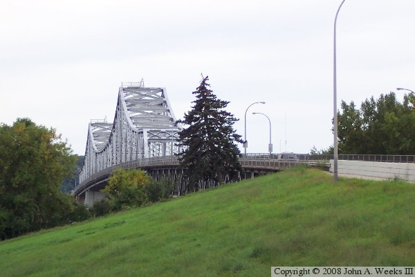 Winona Main Channel Bridge