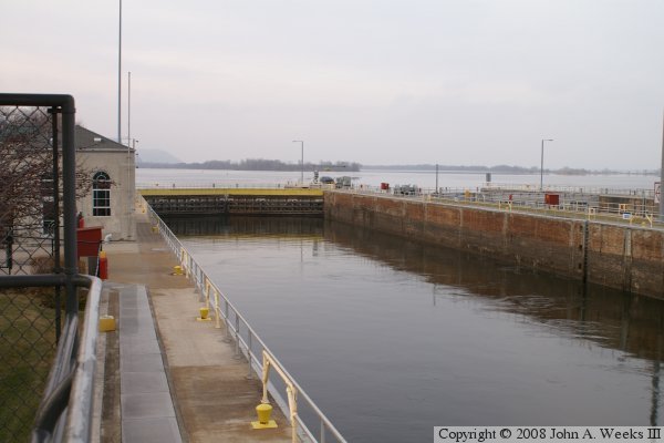 Lock & Dam #7