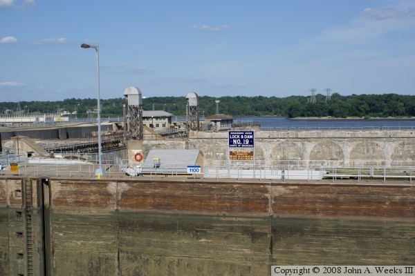 Lock & Dam #19