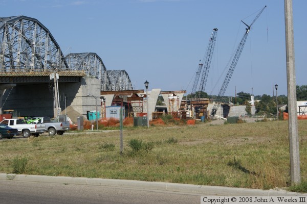 Liberty Memorial Bridge